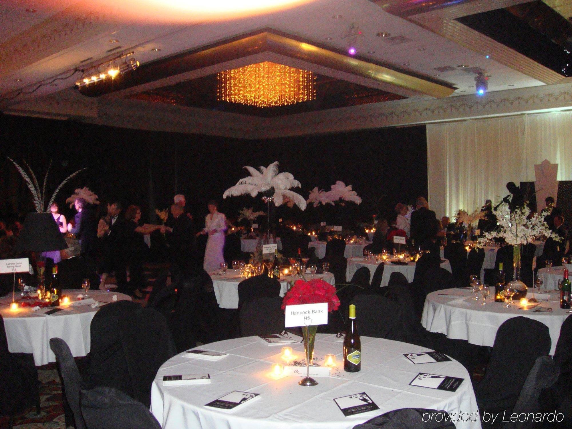 Crowne Plaza Executive Center Baton Rouge, An Ihg Hotel Restaurant foto